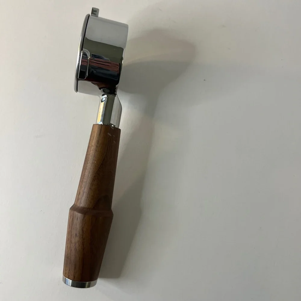 Knodos 54mm Bottomless Portafilter Rosewood Handle Flaw - Picture 5 of 7